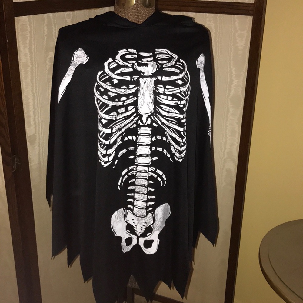 Women’s skull Halloween costume